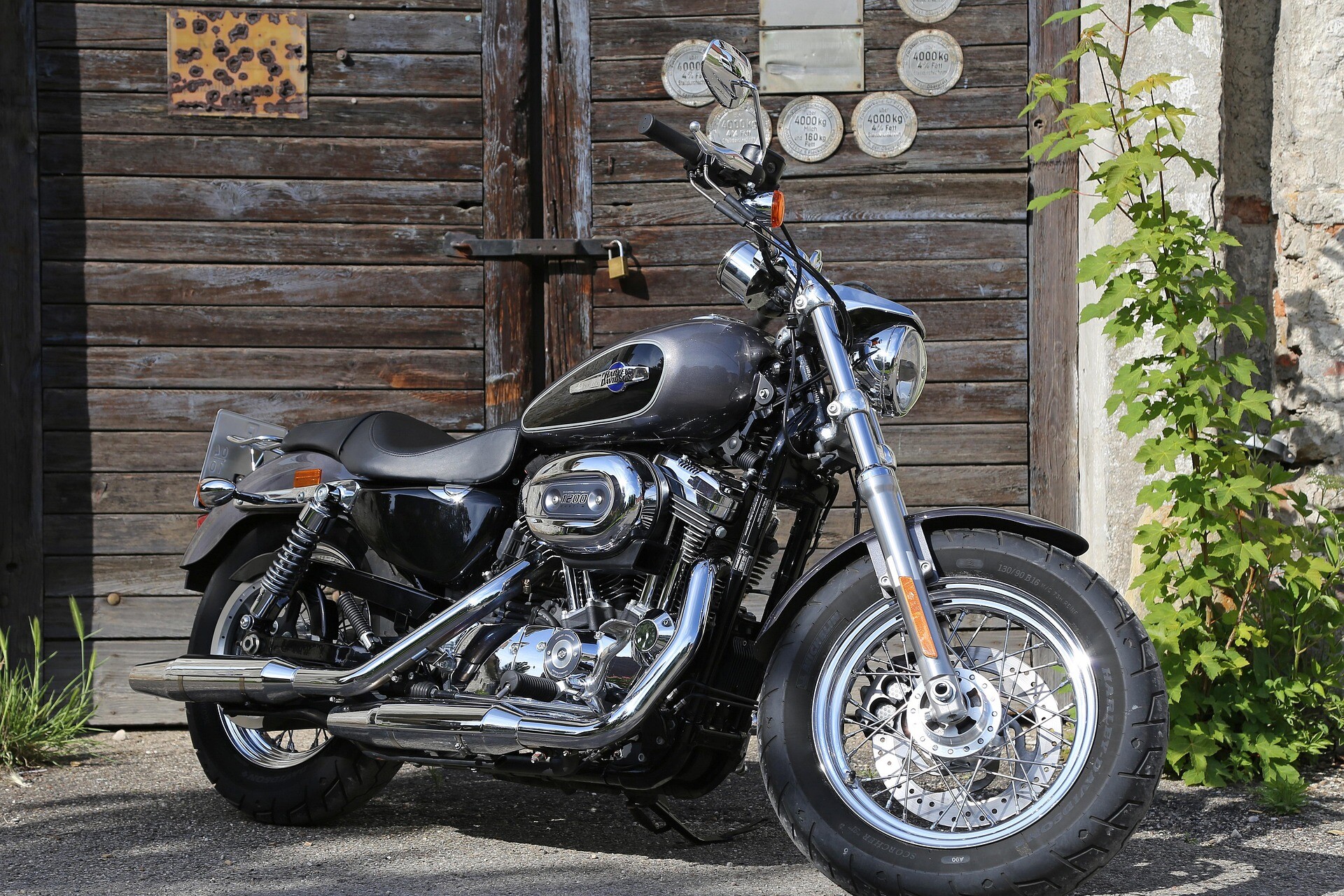 alandsmann-motorcycle-7086569_1920